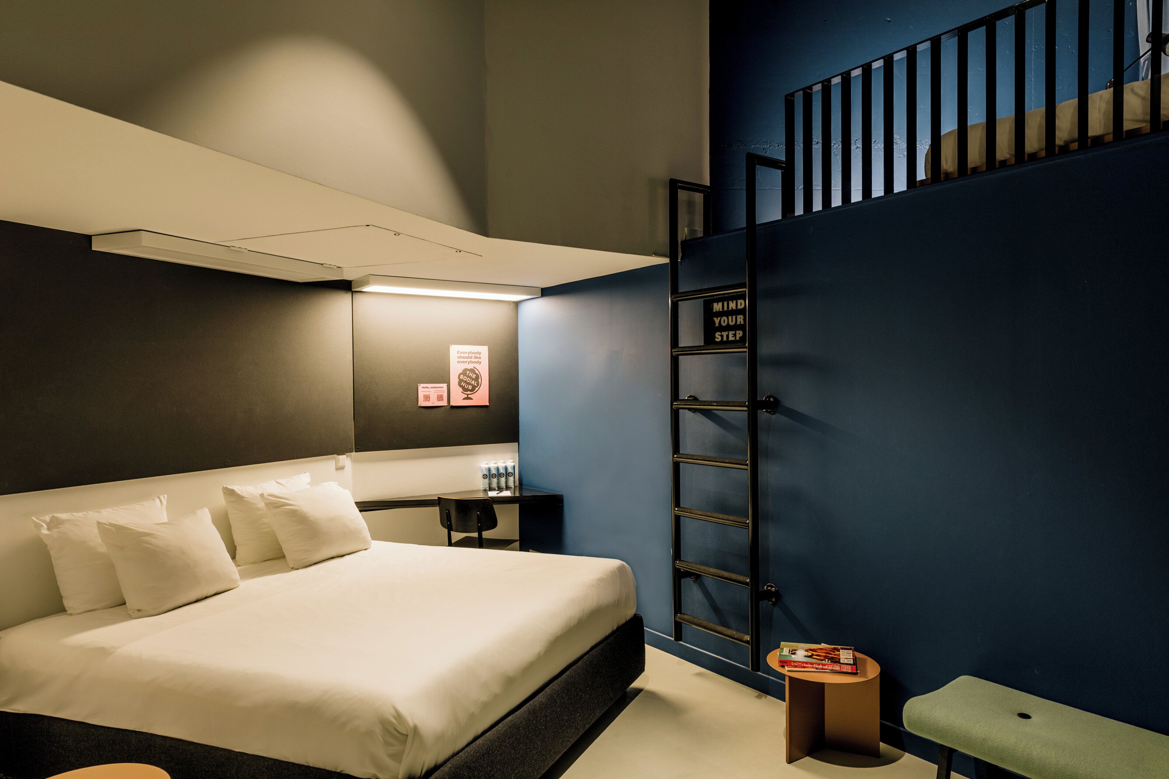 Individually decorated, individually furnished, desk, soundproofing