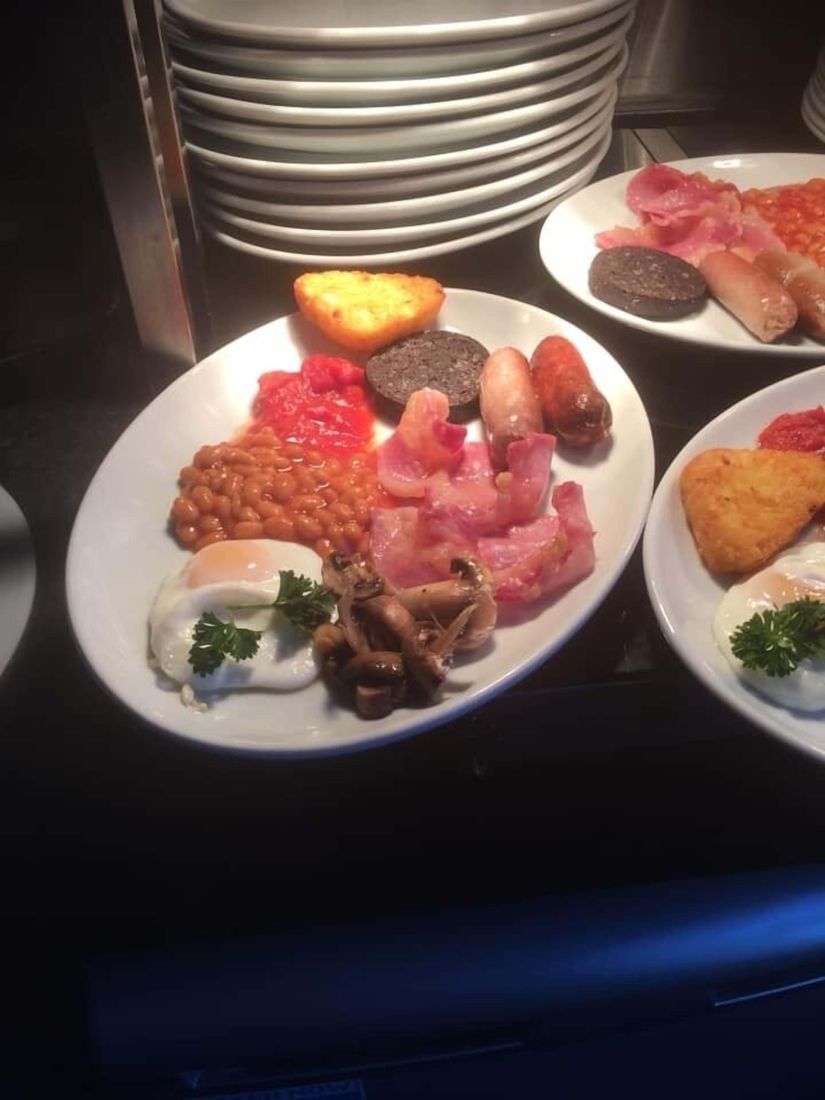 daily continental breakfast for a fee