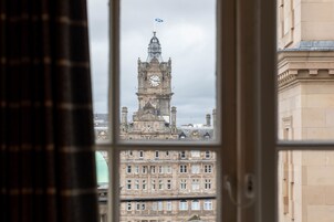 North Bridge Lofts, luxury studio | City view