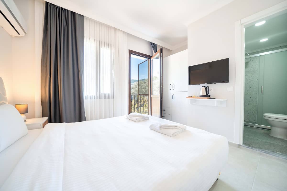 Double Room | 高級寢具、迷你吧、書桌、免費無線上網
