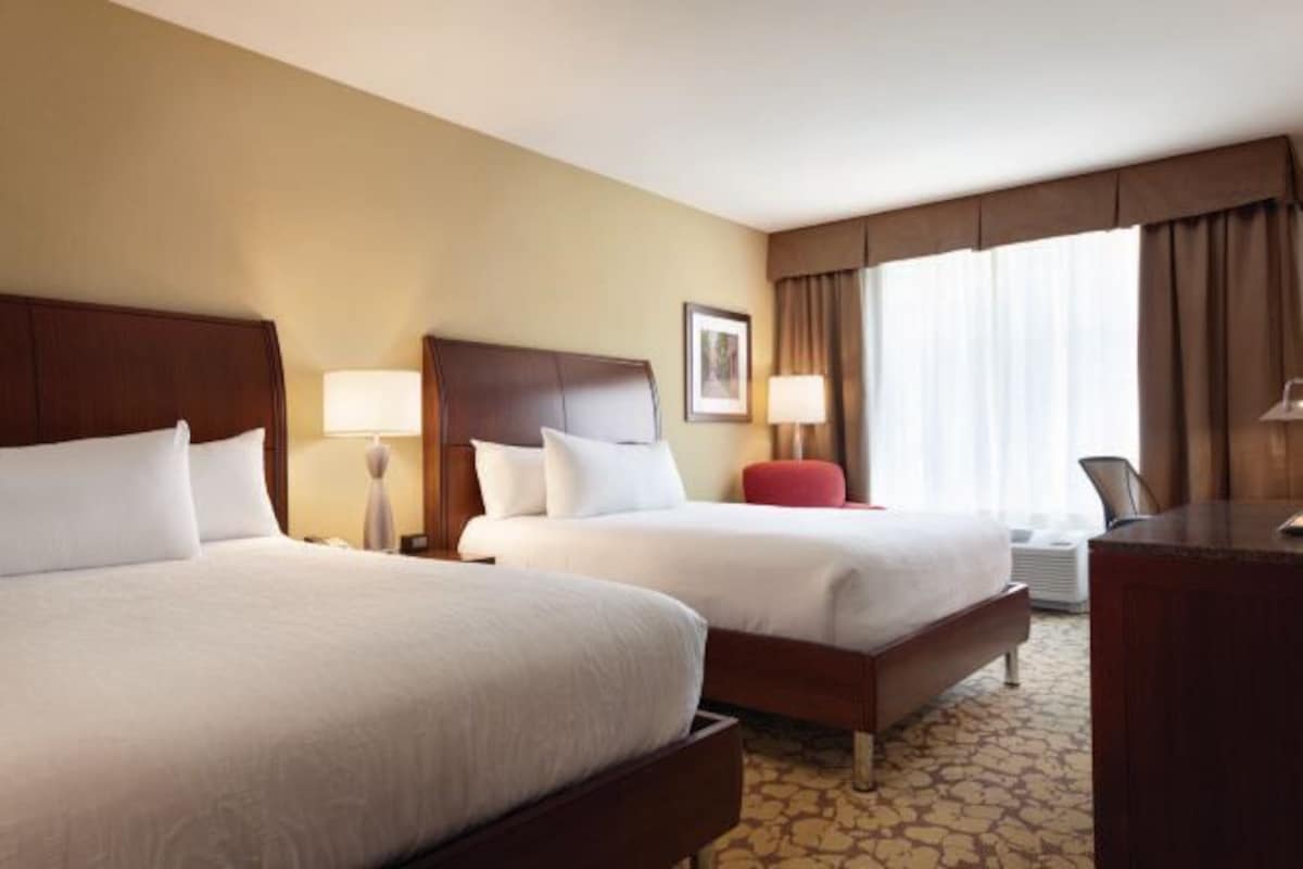 Premium Two Queen Room