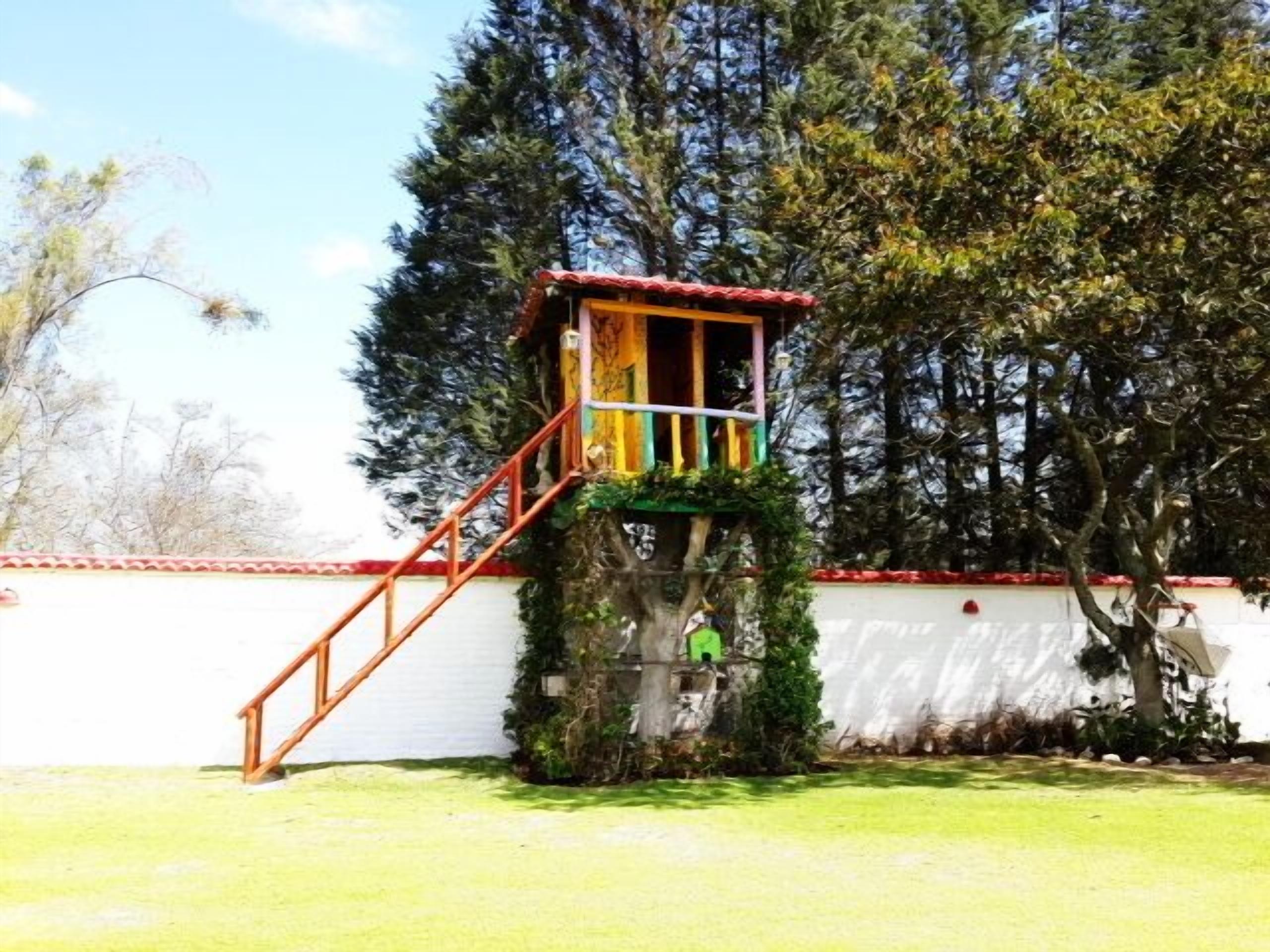 children’s play area – outdoor