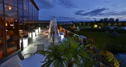 Hotel International