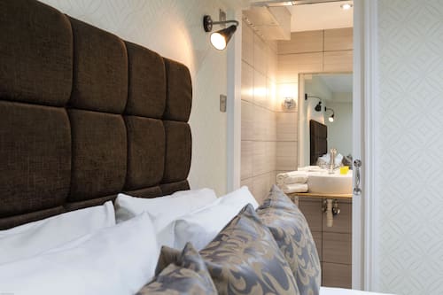 Literie de qualité supérieure, minibar, coffres-forts dans les chambres