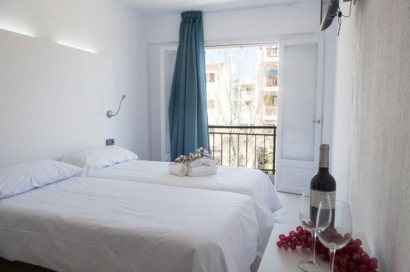Double Room, Balcony | Desk, free cots/infant beds, free WiFi