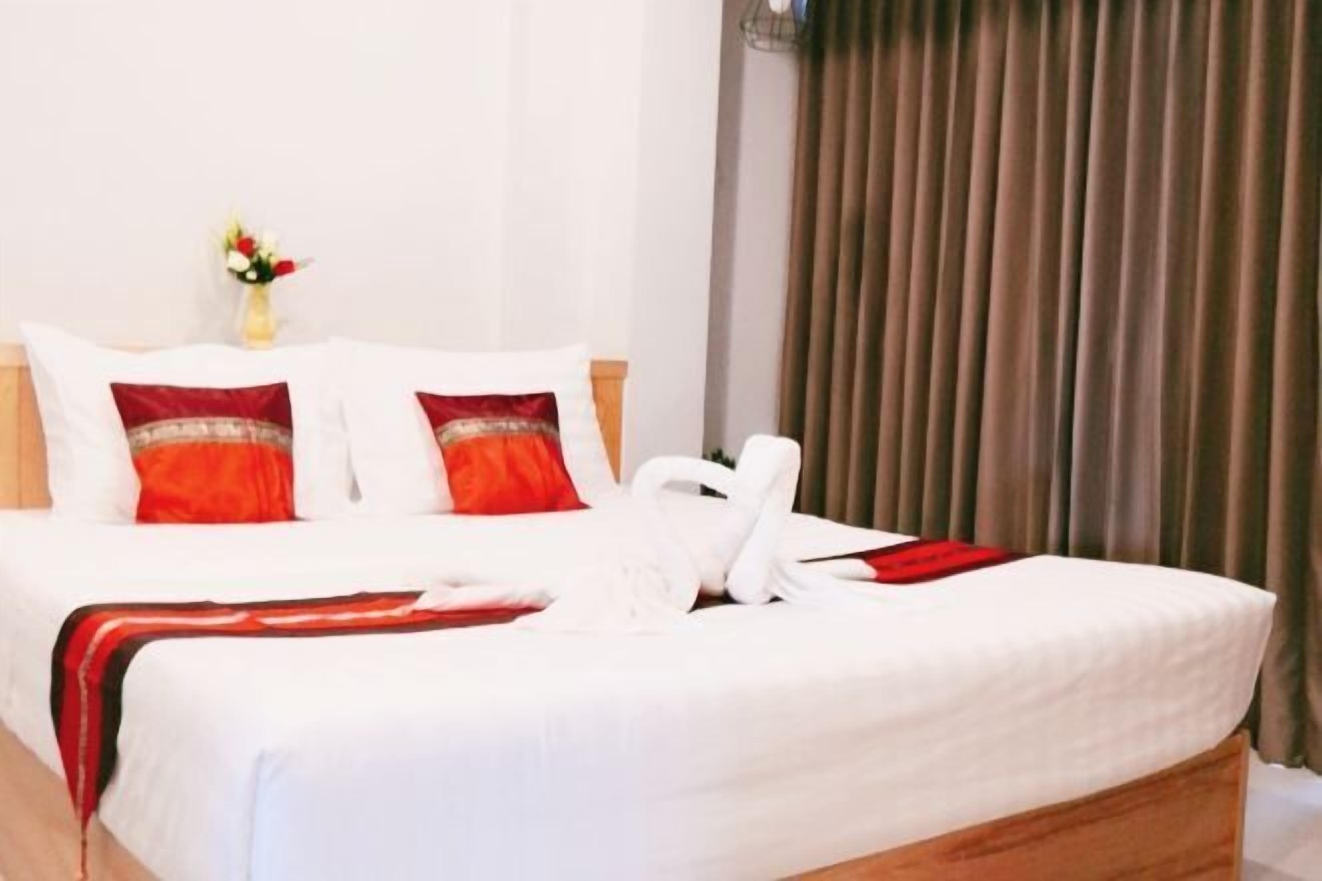 Ropa de cama de alta calidad, escritorio y wifi gratis 