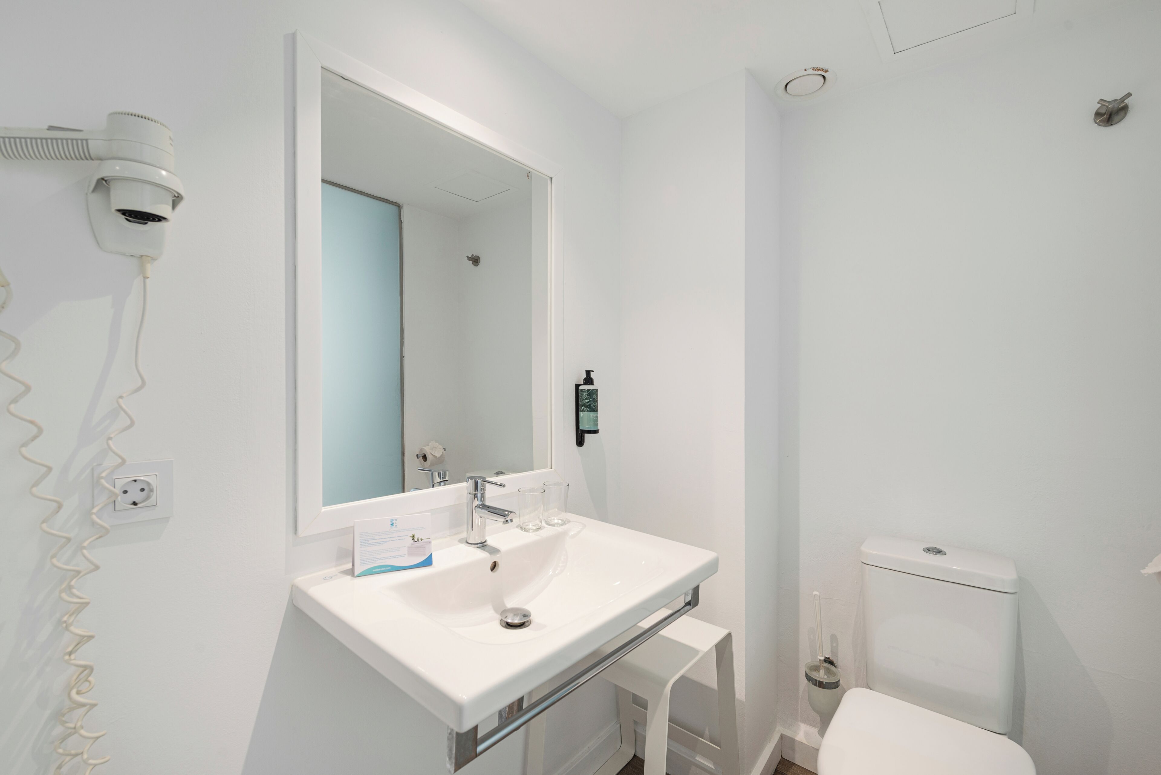 Photo - Welikehotel Triton Beach