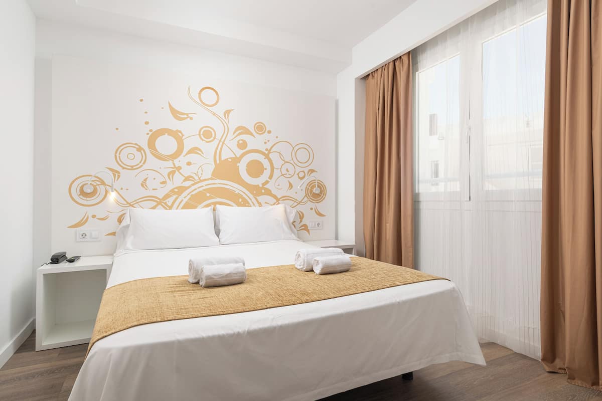 Standard Double Room, Balcony