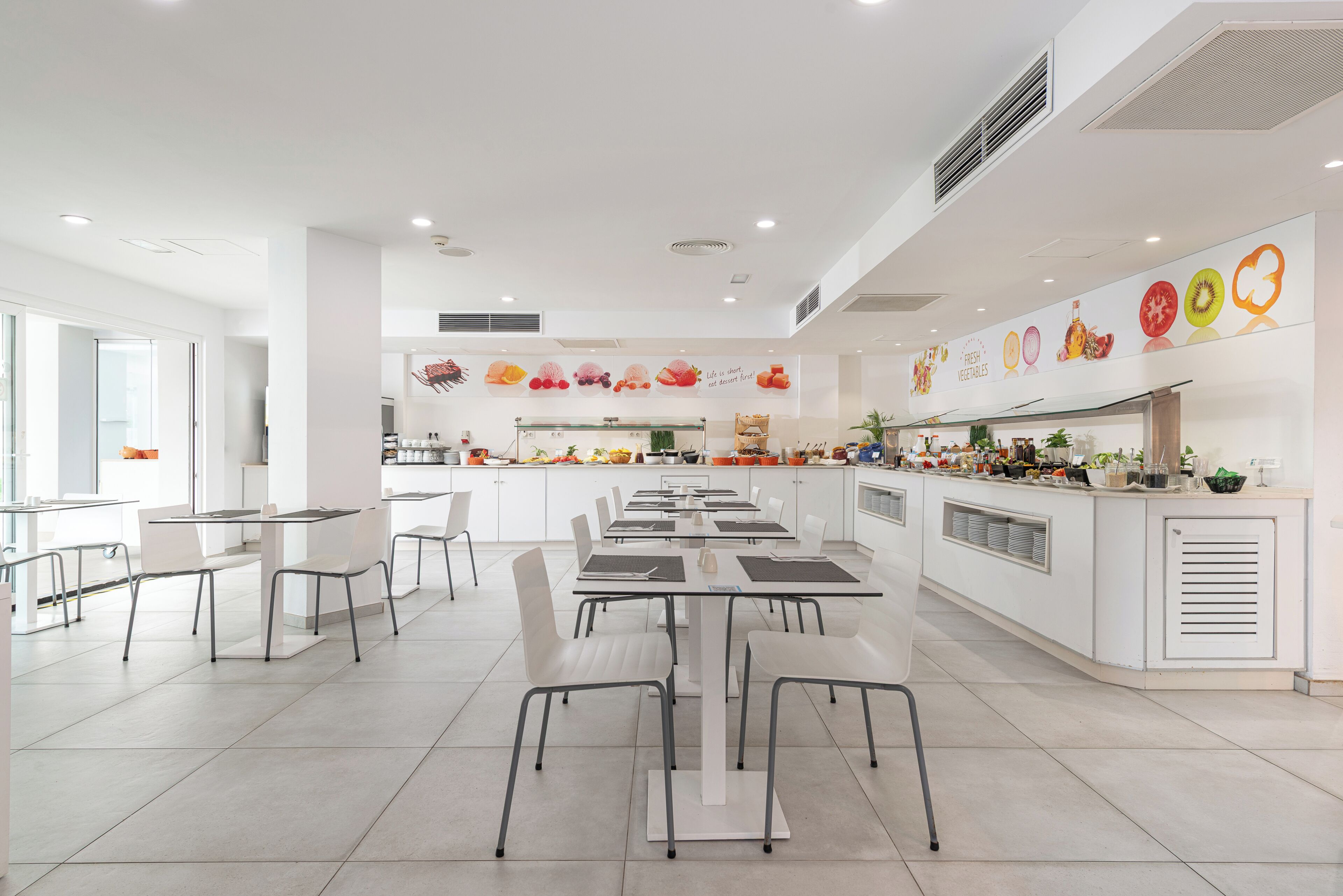 Photo - Welikehotel Triton Beach