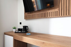 Camera Deluxe, idromassaggio | Televisione