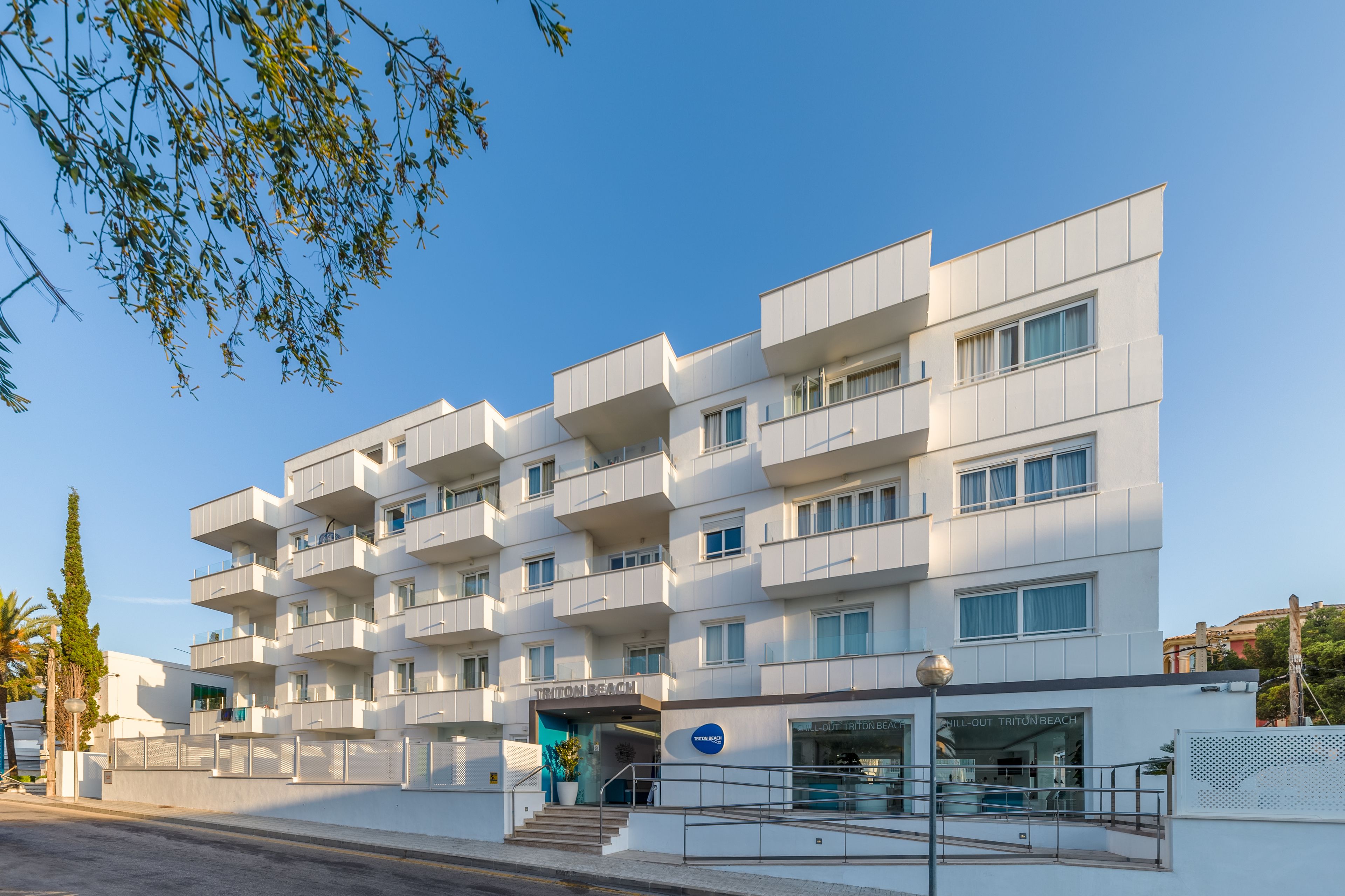 Photo - Welikehotel Triton Beach