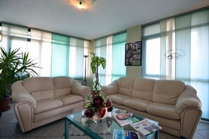 Reception - Hotel delle Alpi (Turin)