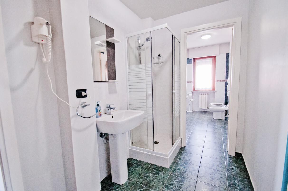 superior room, 2 bedrooms | bathroom | shower, free toiletries, hair dryer, bidet