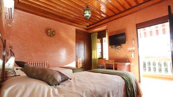 Chambre avec lits jumeaux, 2 lits une place | Literie de qualité supérieure, bureau