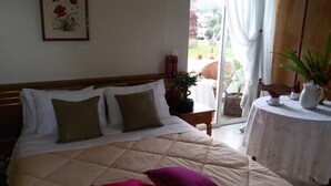 Studio | Iron/ironing board (on request), free cots/infant beds, free WiFi - Eftihia Studios (Kos)