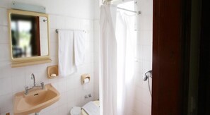 Bathroom - Eftihia Studios (Kos)
