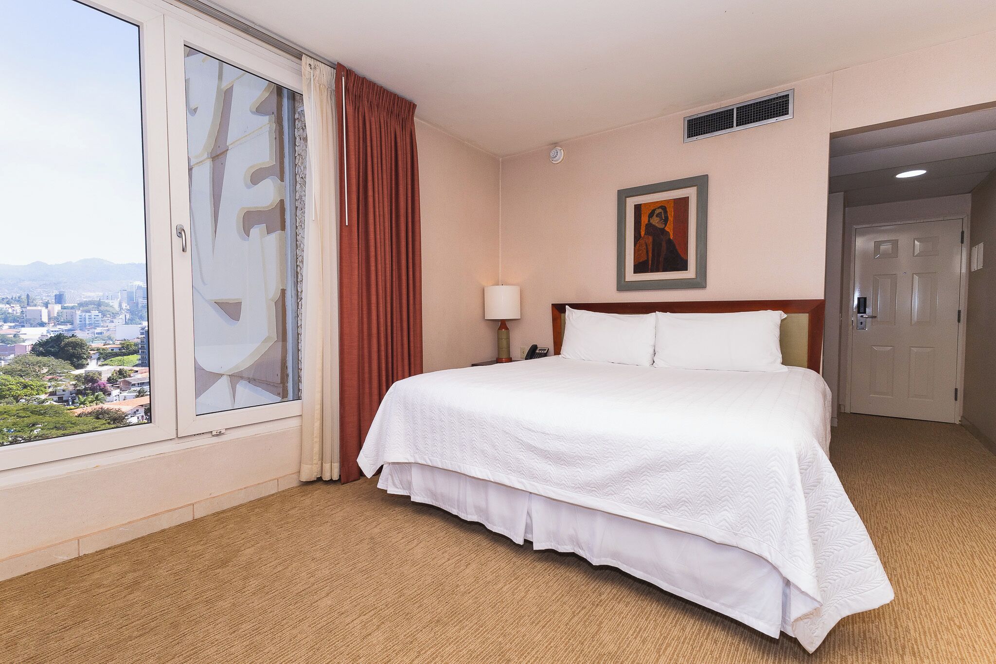 standard room, 1 king bed | premium bedding, down duvets, in-room safe, individually decorated