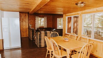 Cottage Keluarga, 4 kamar tidur | Meja kerja