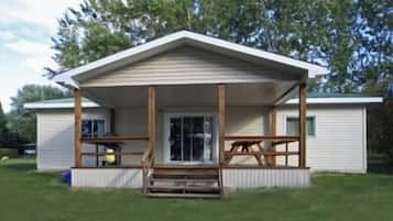 Cottage, 3 Bedrooms, Kitchen, Lake View (Cottage 3) | 1 bedroom, free WiFi