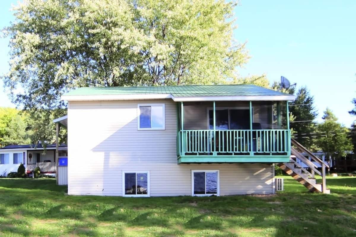 Cottage, 4 slaapkamers, keuken, uitzicht op meer (Cottage 6) | 1 slaapkamer, gratis wifi