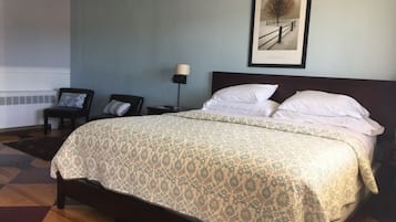 Klassieke kamer, 1 kingsize bed | Een bureau, gratis wifi, beddengoed