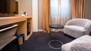 Suite | Safe på rommet, lydisolert, strykejern/-brett og wi-fi (inkludert)
