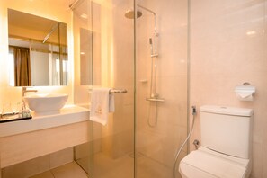 Free toiletries, hair dryer, bidet, towels - Royce Hotel @ Kl Sentral (Kuala Lumpur)