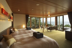 Villa,TSUKISHIO,Japanese Western,Hot Spring | In-room safe, desk, bed sheets - Hotel Bettei Umi To Mori (Choshi)