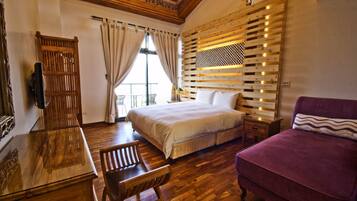 Deluxe Quadruple Room, Mezzanine | Free WiFi
