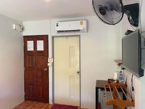 Honeymoon Bungalow, River View (with Air-Con) | 1 bilik tidur, Wi-fi percuma, cadar katil