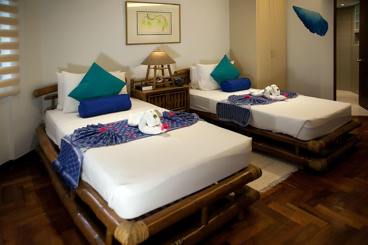Executive Twin Room | In-room safe, desk, rollaway beds, free WiFi