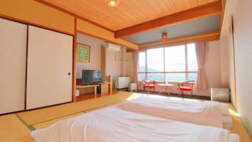 Japanese Style Room | Desk