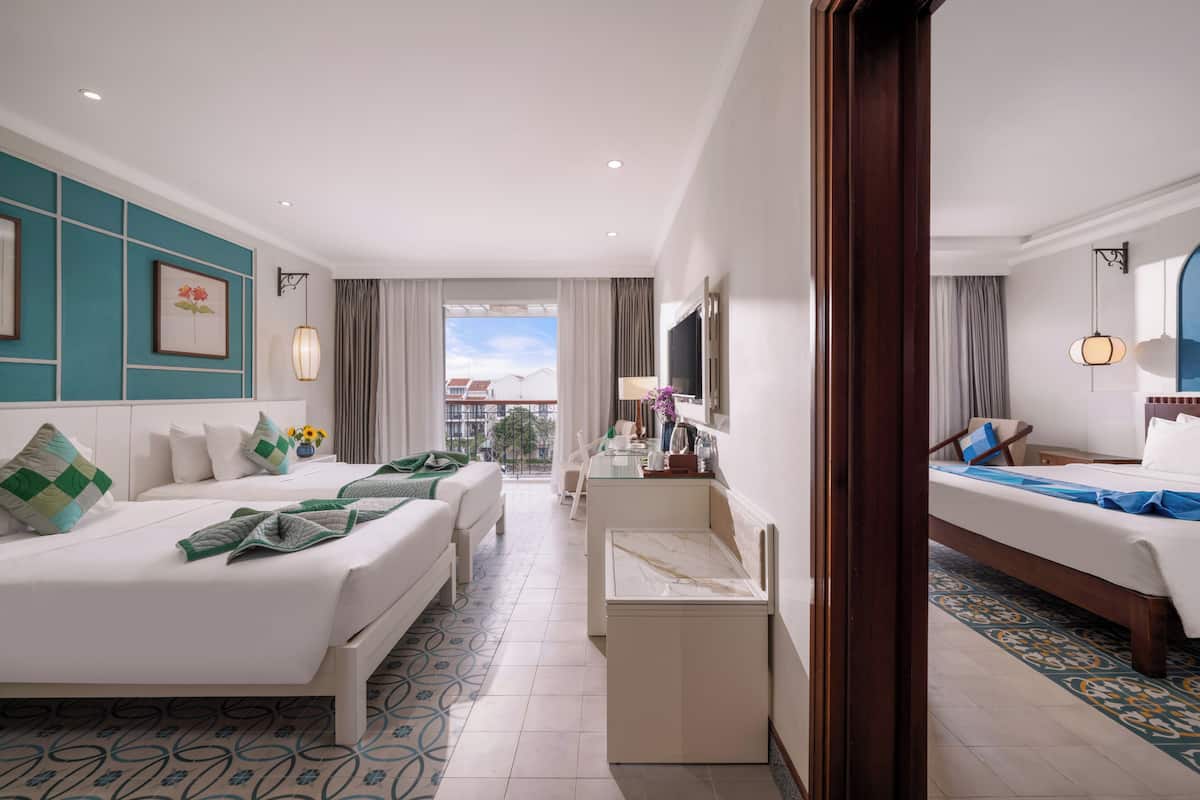 Suite familiar, balcón, vistas al río | 1 dormitorio, ropa de cama hipoalergénica, colchones viscoelásticos