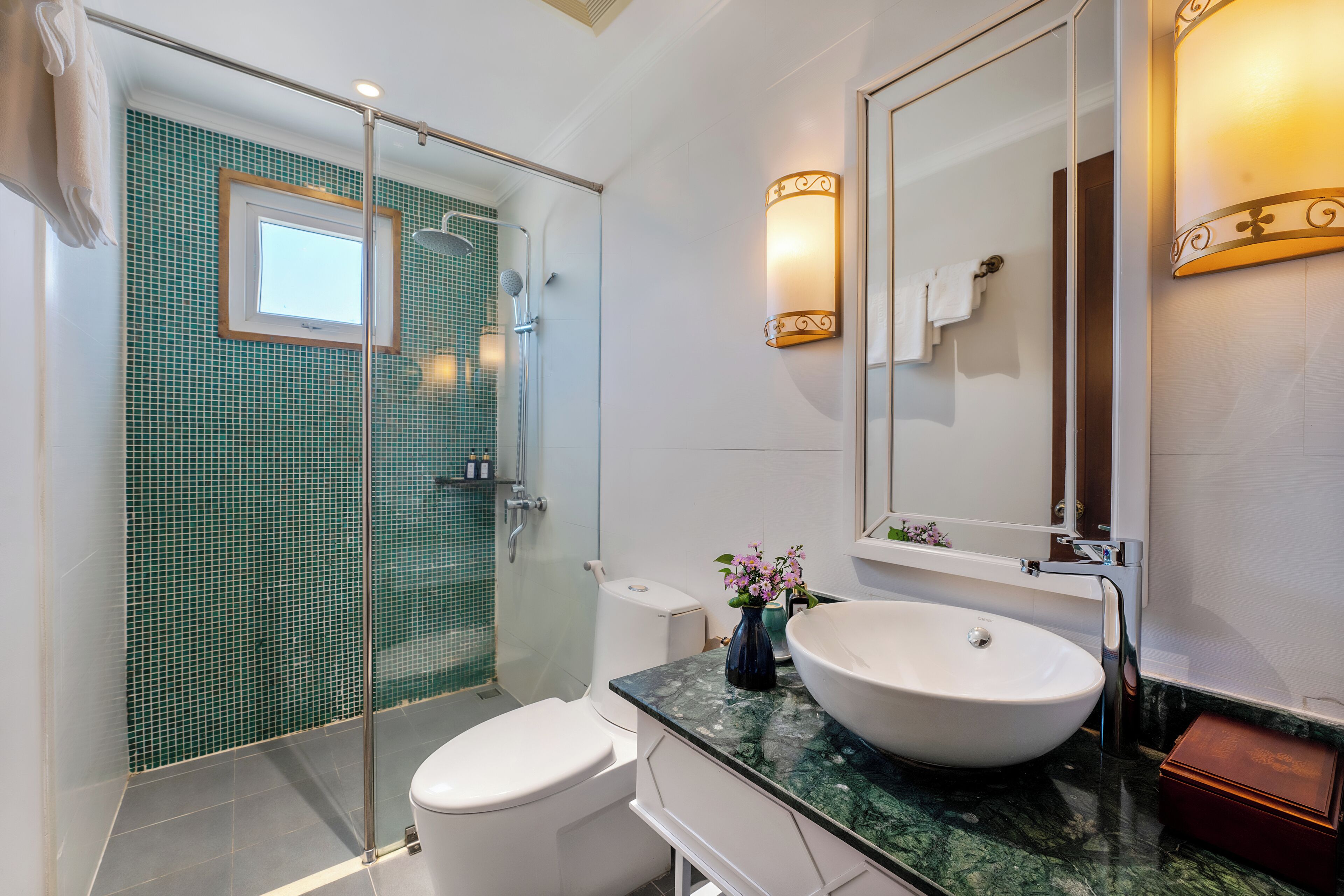 rainfall showerhead, free toiletries, hair dryer, bathrobes