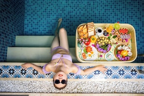 Indoor pool, open 7:00 AM to 10:00 PM, pool umbrellas, pool loungers - Lantana Boutique Hotel Hoi An (Da Nang)