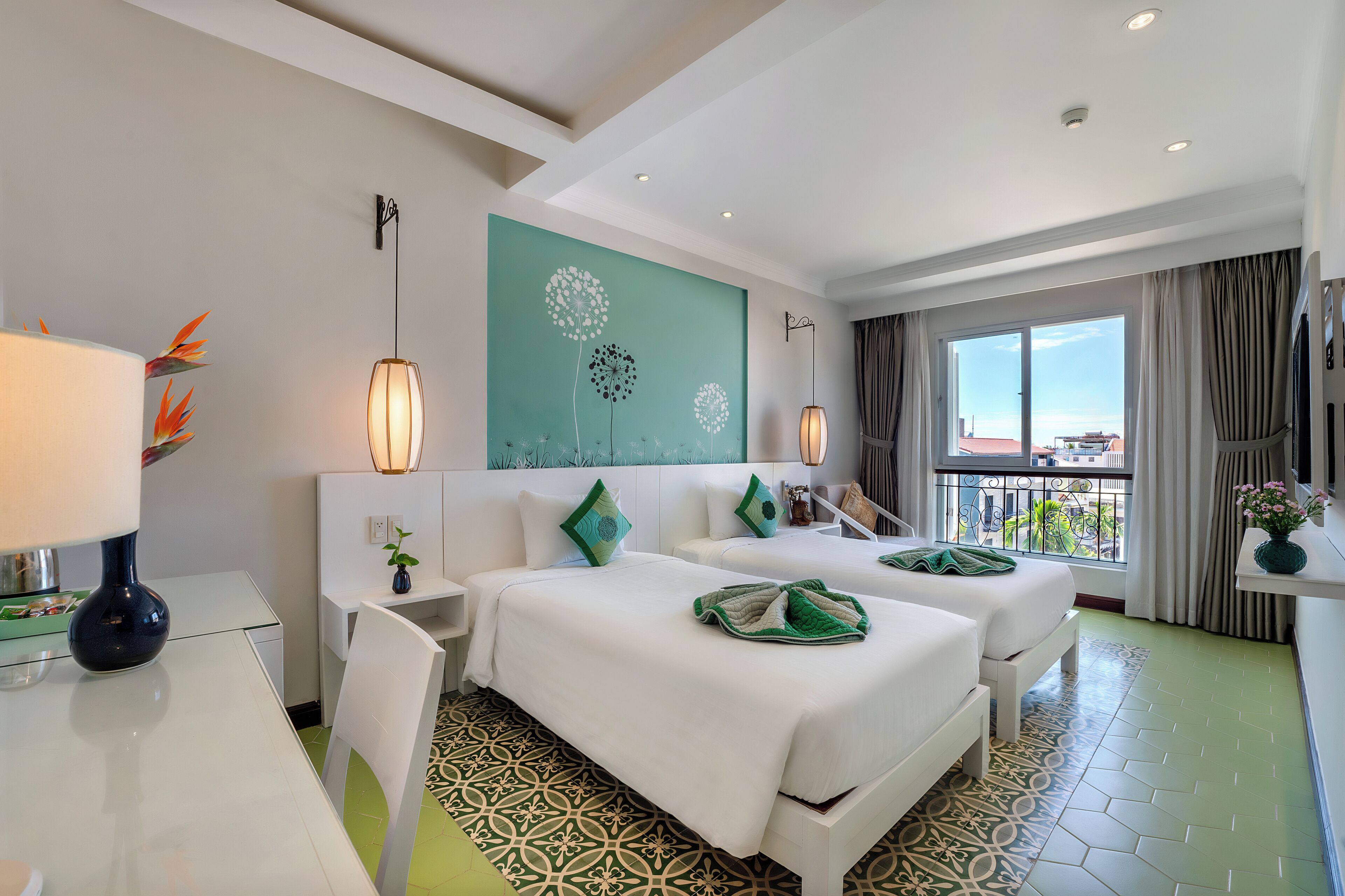 1 bedroom, hypo-allergenic bedding, memory-foam beds, minibar
