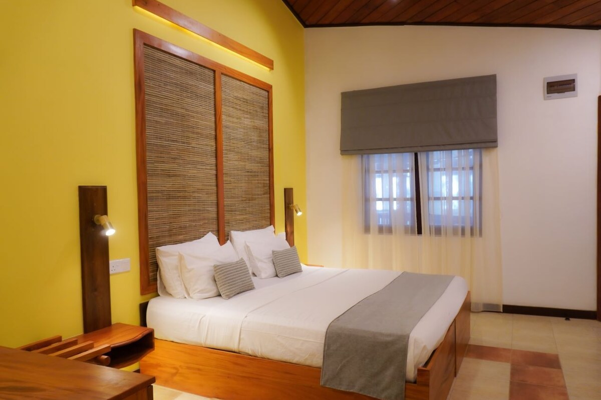 Standard Non Sea view | 1 bedroom, minibar (some free items), in-room safe, desk