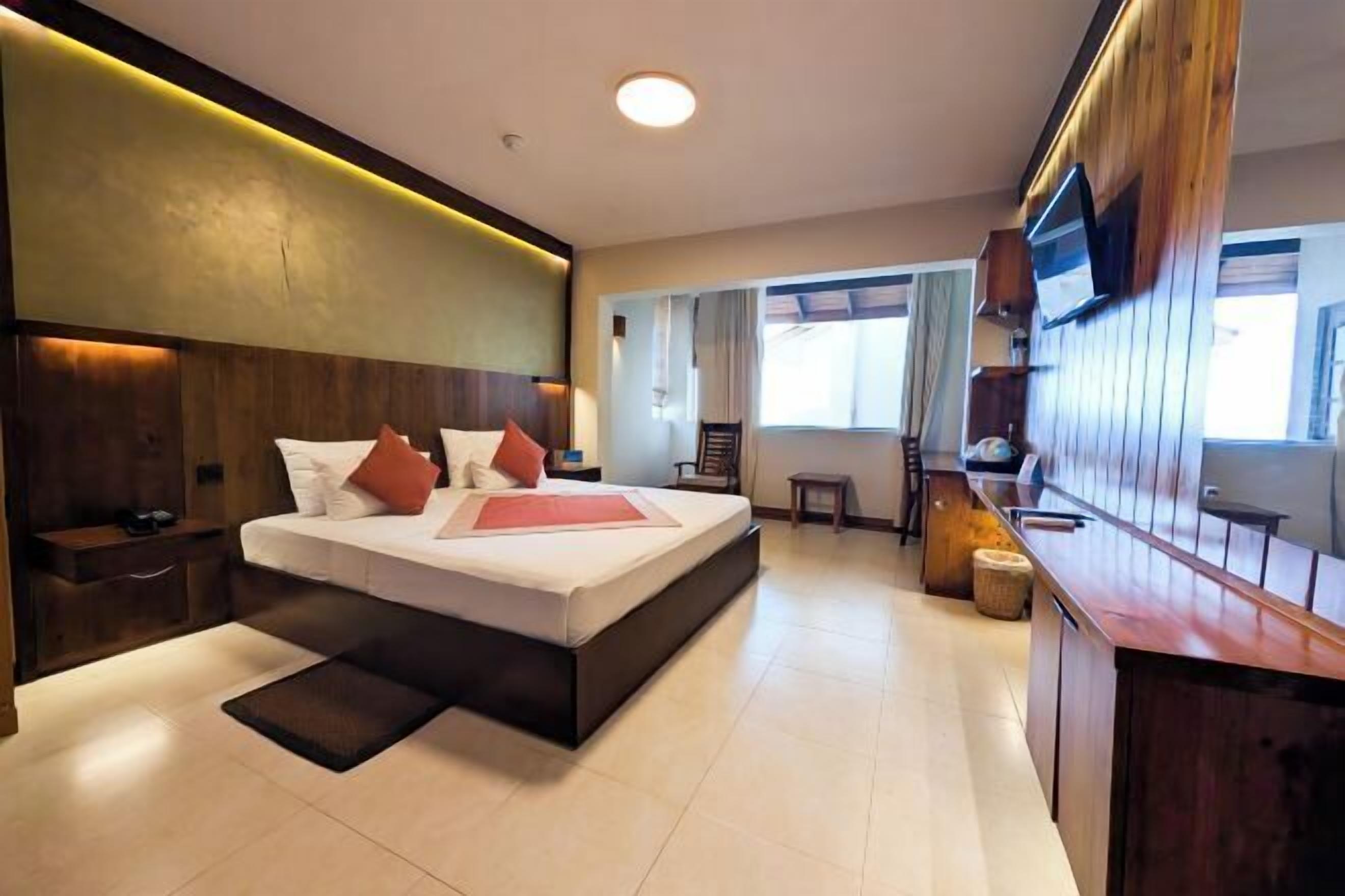 1 habitación y artículos del minibar gratis 