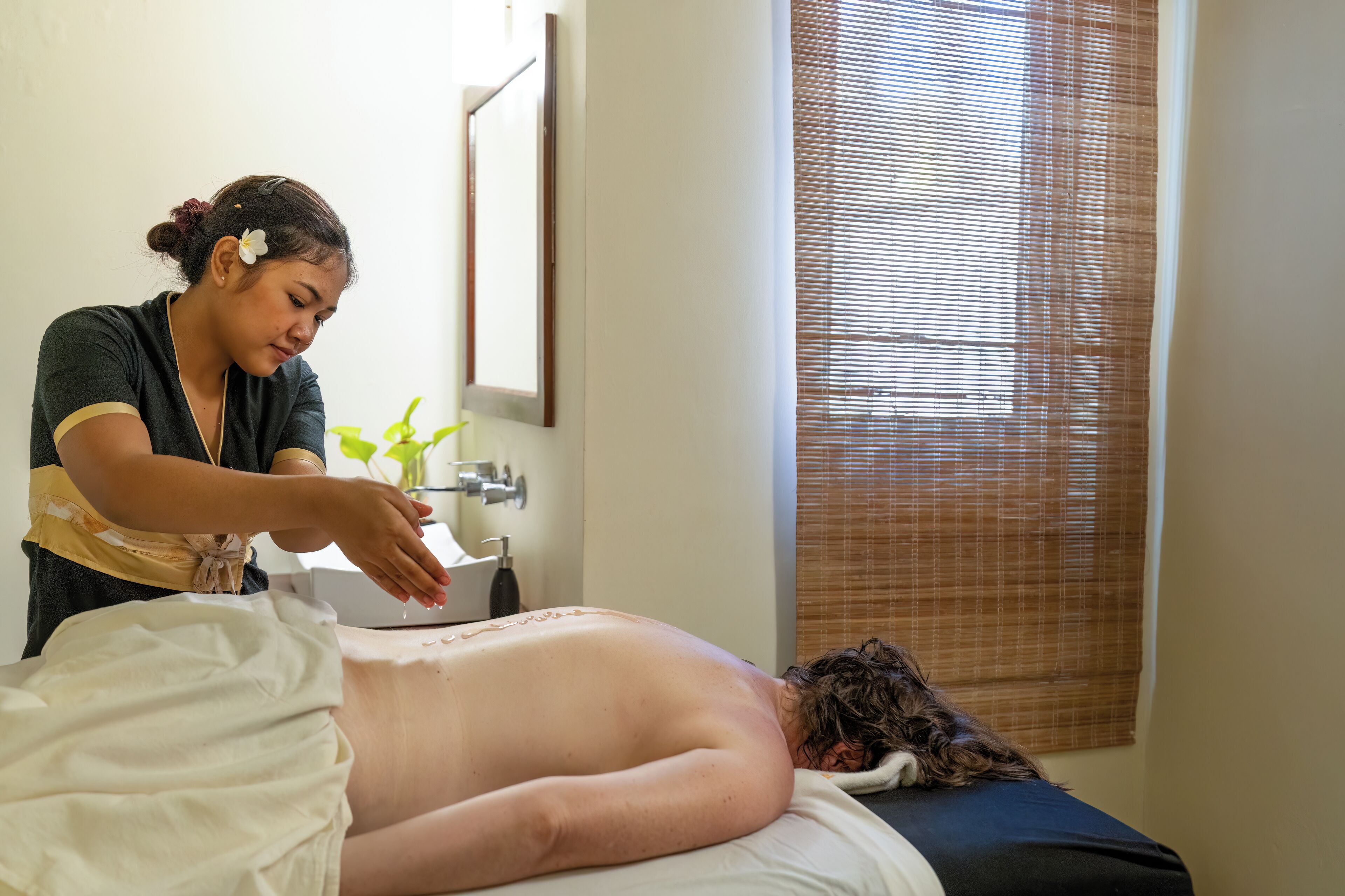 Couples treatment room(s), body treatments, aromatherapy, reflexology