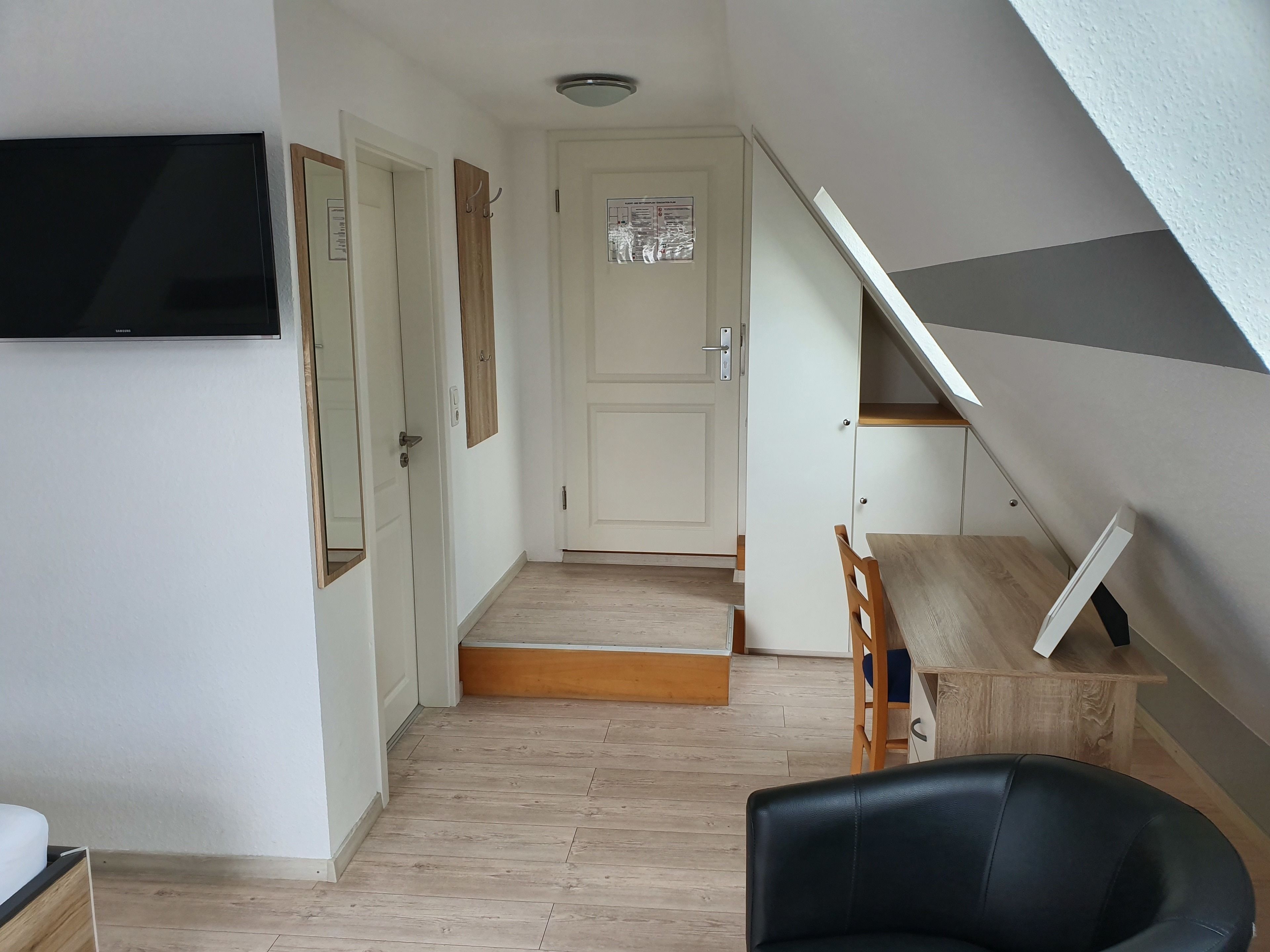 Desk, laptop workspace, free WiFi, bed sheets