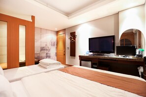 Family Twin Room (Check-in: Friday 10 PM/Saturday 11 PM) | Soundproofing, free WiFi, bed sheets - Hotel Highland (Seoul)