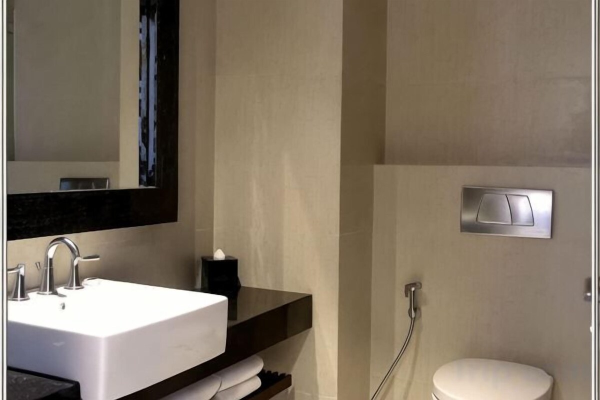 Douche, douche cascade, articles de toilette (gratuits)