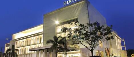 Front of property – evening/night