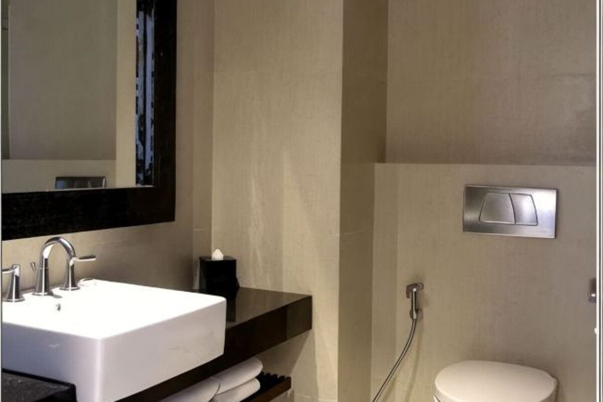 Douche, douche cascade, articles de toilette (gratuits)