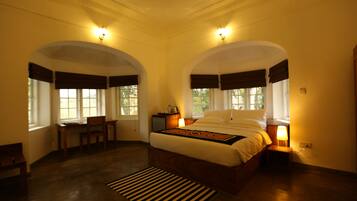 Deluxe Room, 1 Double Bed, Garden View, Mountainside