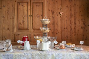 Petit déjeuner buffet compris tous les jours