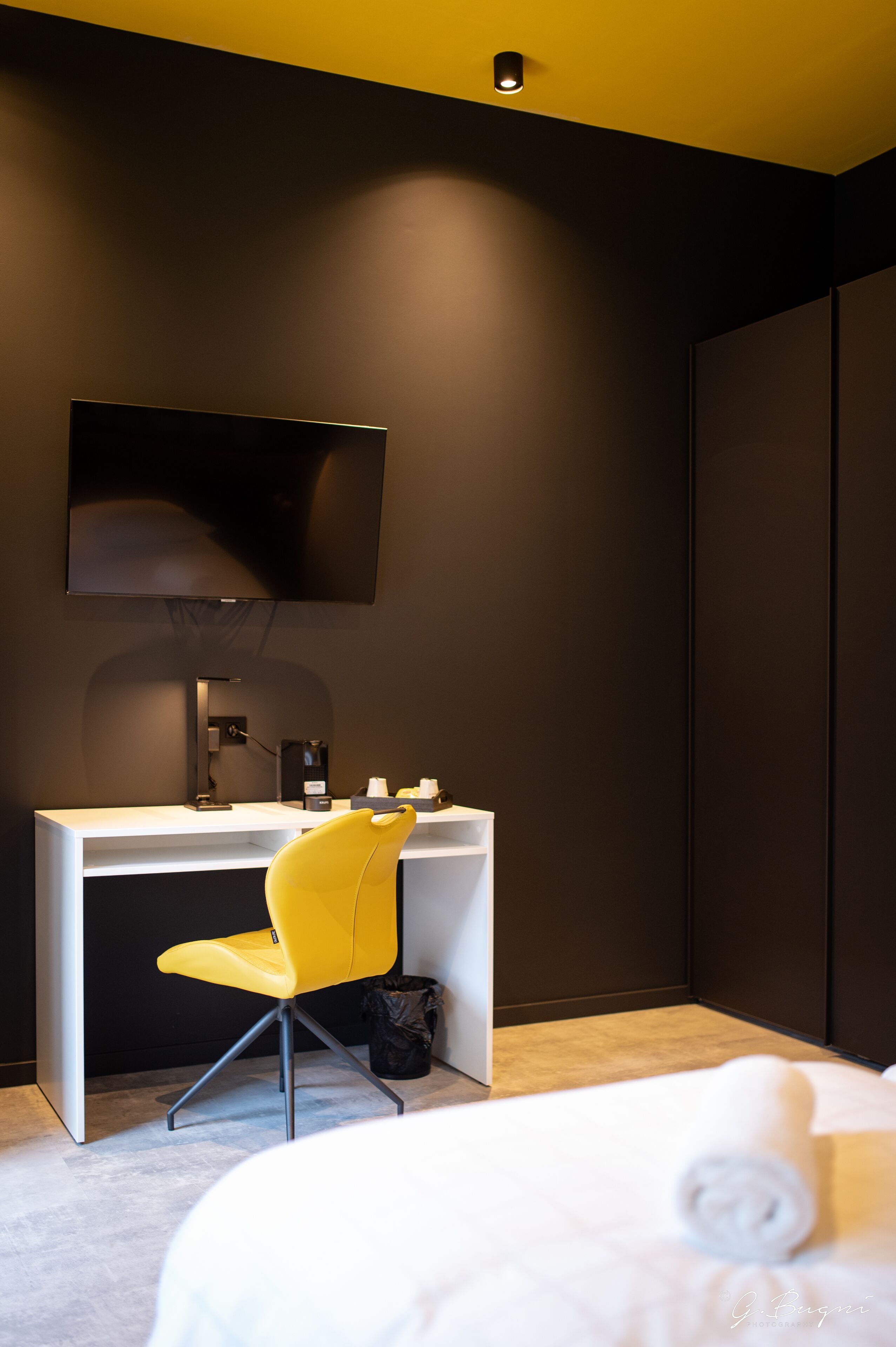 executive double room, 1 bedroom, courtyard view, garden area | 1 bedroom, individually furnished, desk, laptop workspace