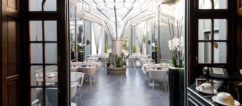 Hotel La Reine