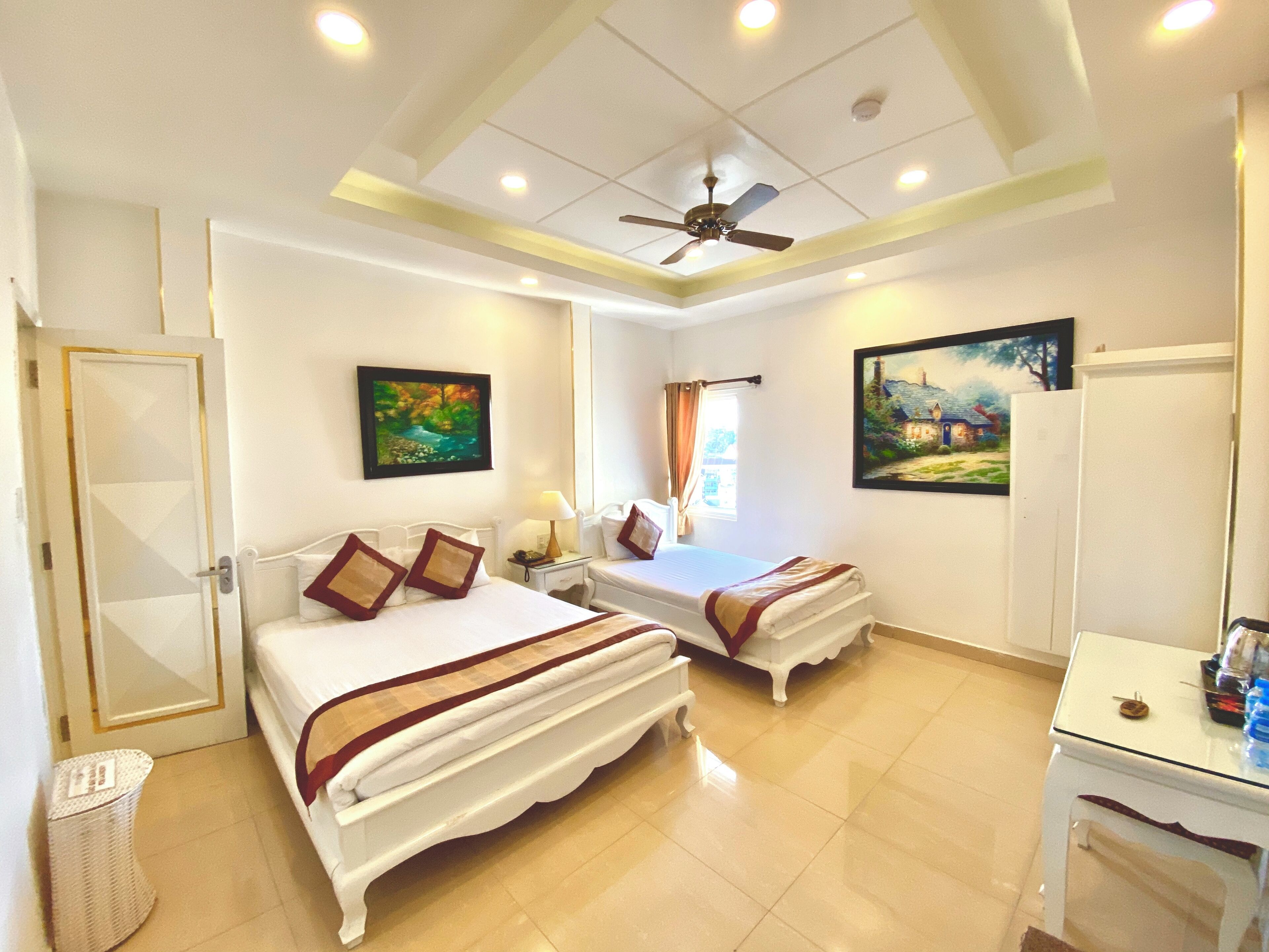 minibar, in-room safe, desk, blackout curtains