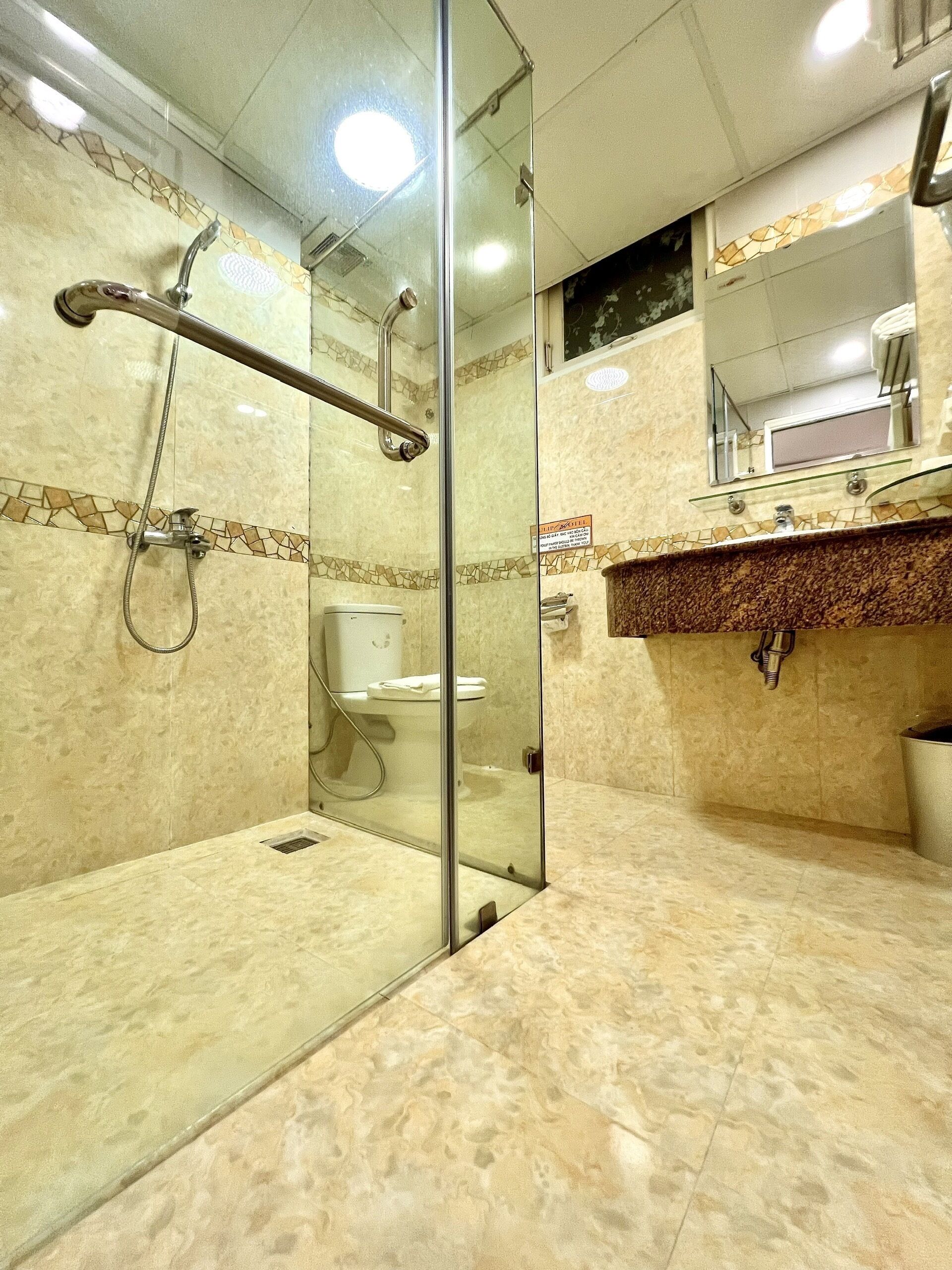 shower, free toiletries, hair dryer, slippers